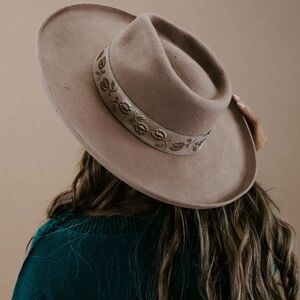 OLIVE & PIQUE Aubree Floral Rancher Wool Wide Brim Hat